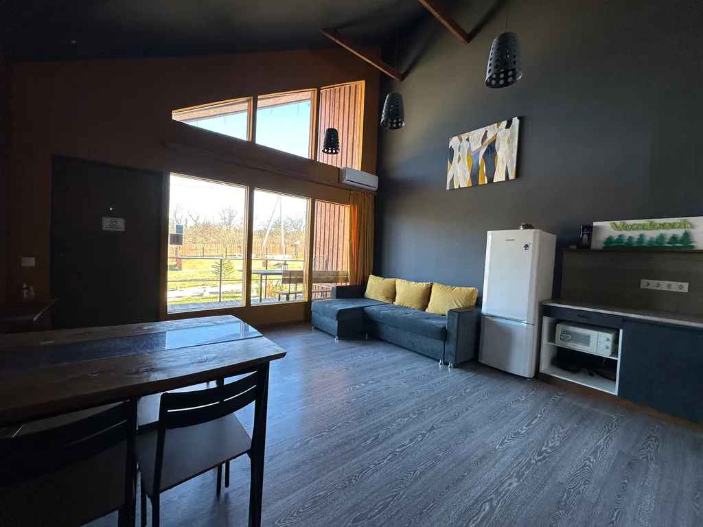 Таунхаус с подогреваемым бассейном и баней в Адыгее