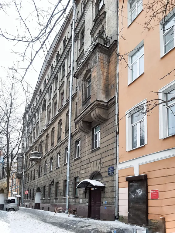 Двухэтажная студия в стиле лофт на Васильевском
