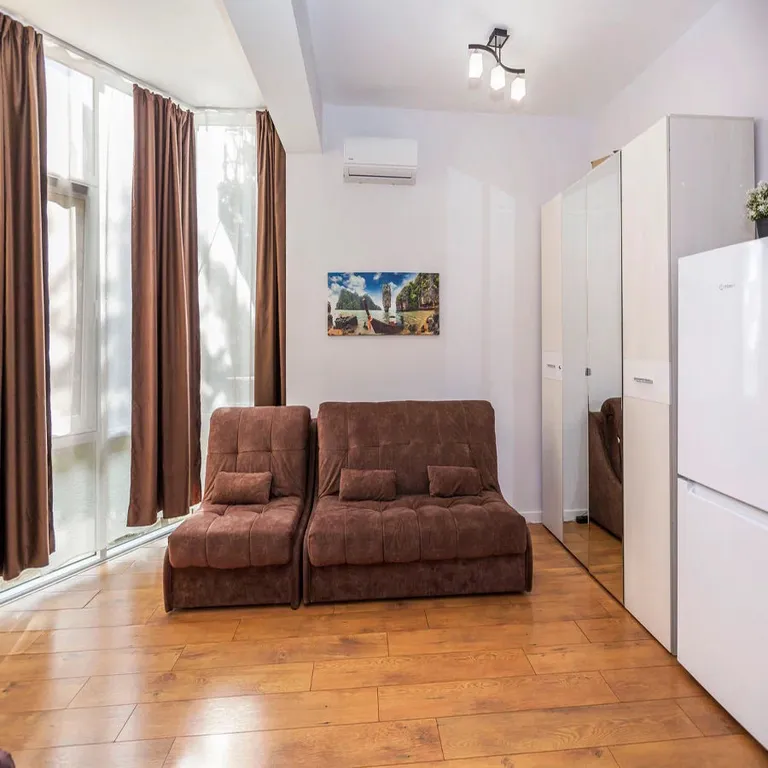 Квартира Квартира Просторная студия у моря с теплым бассейном — Сириус