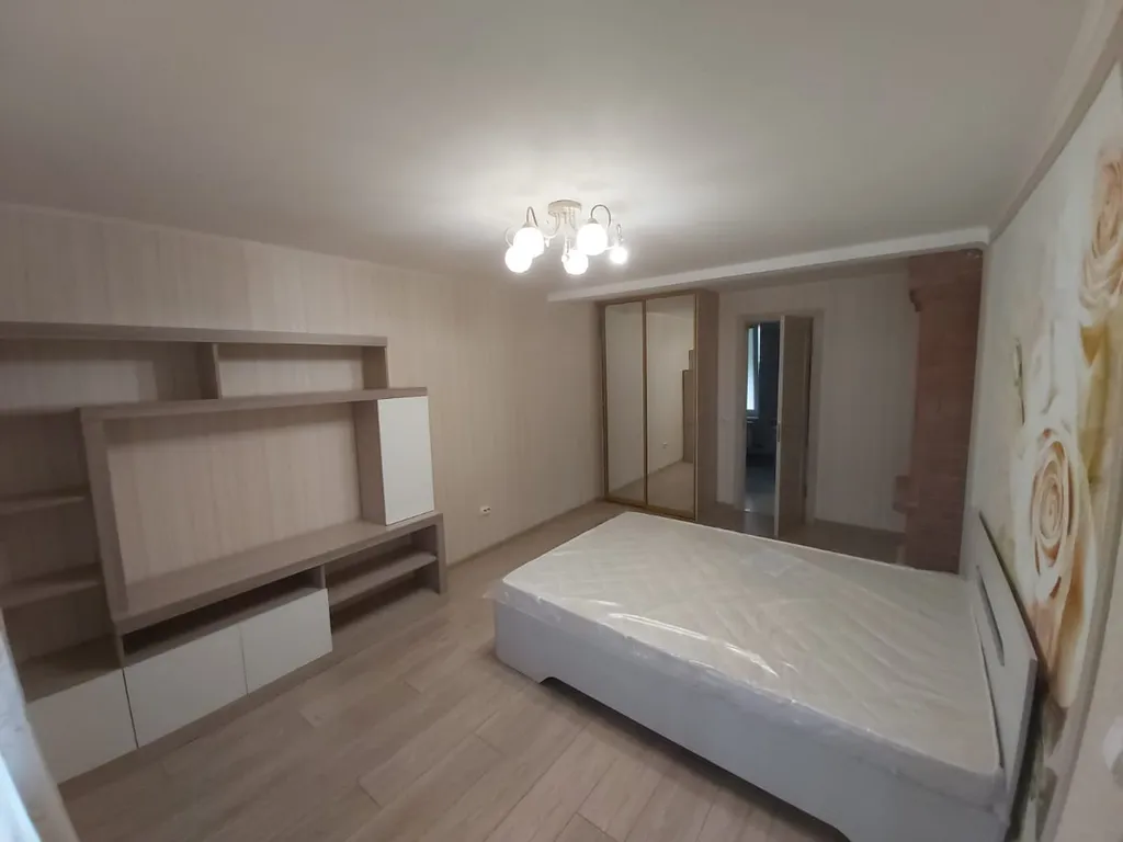 6-комнатный Дом