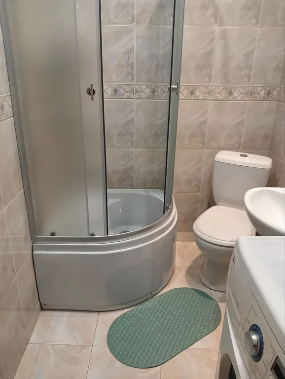 Уютная 2-комнатная квартира в cамом центре заселение 24/7 парковка