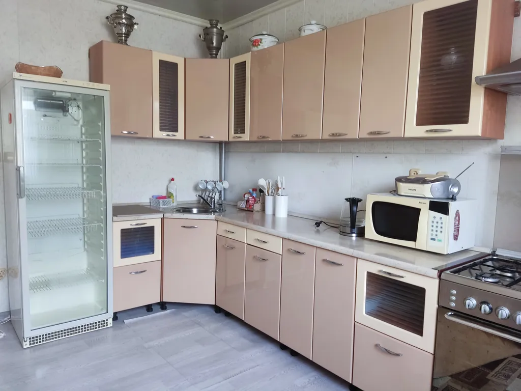 Уютный дом на берегу реки Трубеж