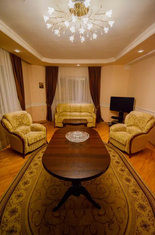 Большой и уютный дом с баней