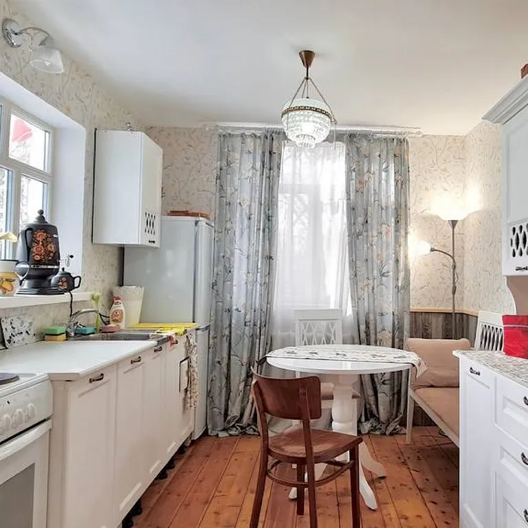 Домик в лотосах (Основной дом)