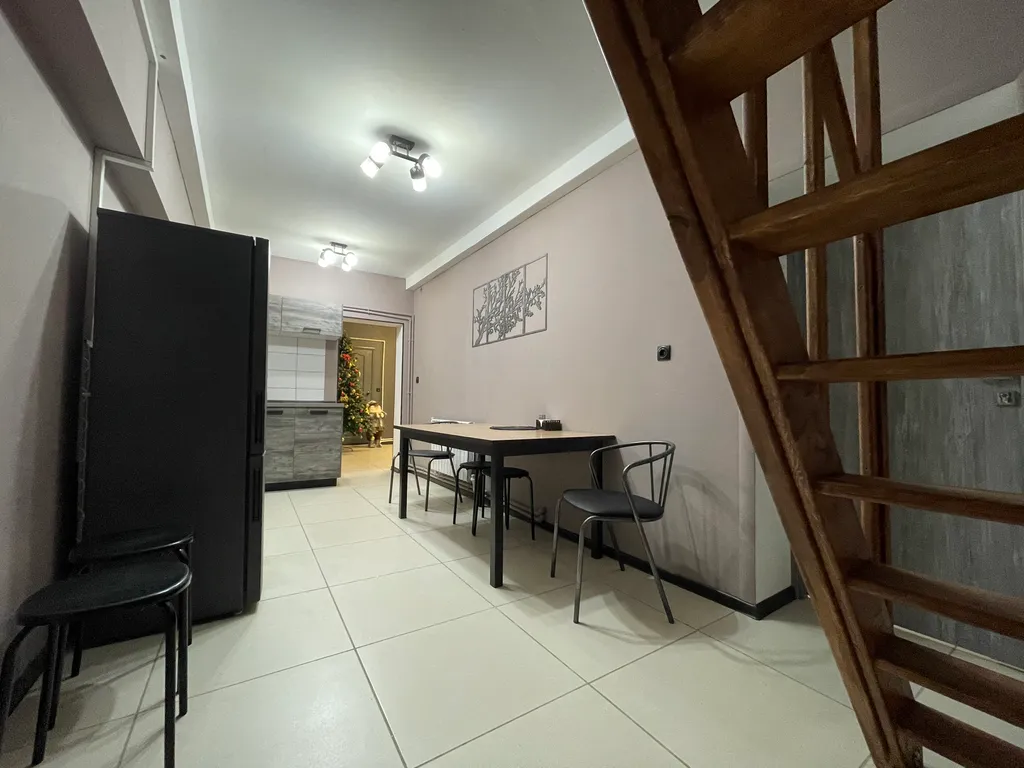 Дом с баней и беседкой на реке