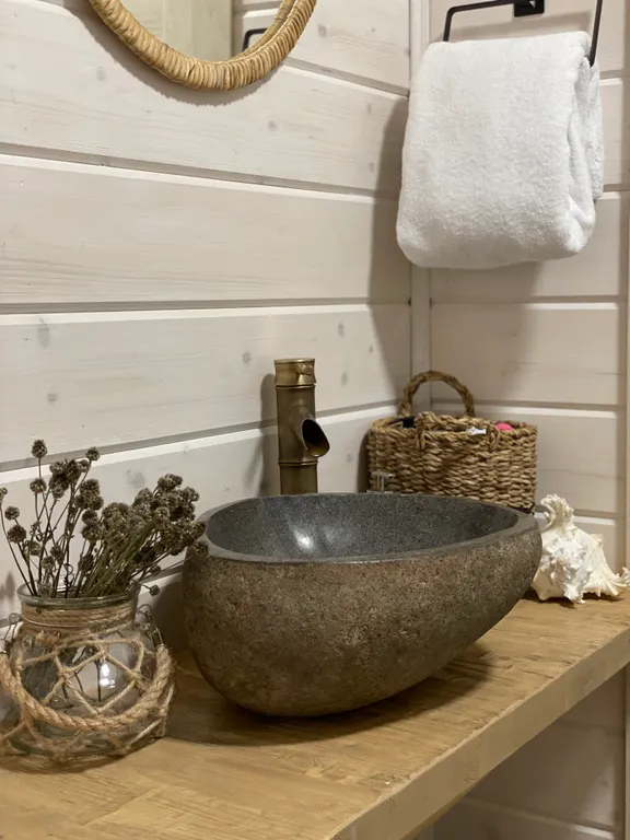 Коттедж Уютный треугольный дом с банным чаном на берегу Клязьмы — Павловский Посад