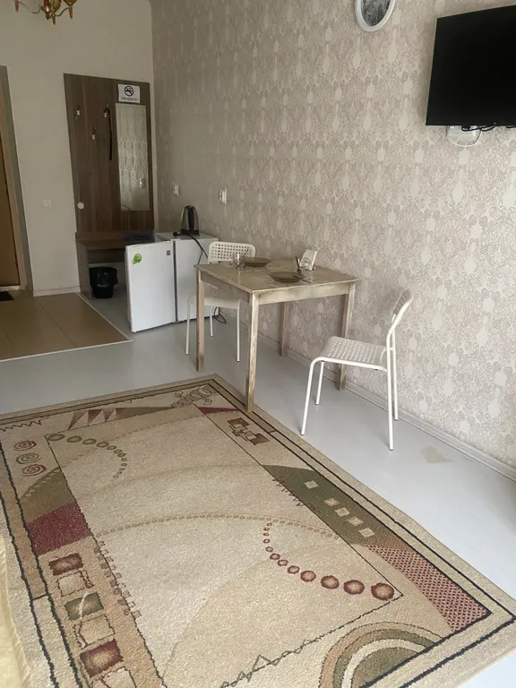 Квартира Светлая комната на 1 этаже — Краснодар