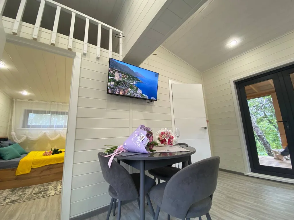 Классный 4-местный домик в 1 километре от Сити-Молла