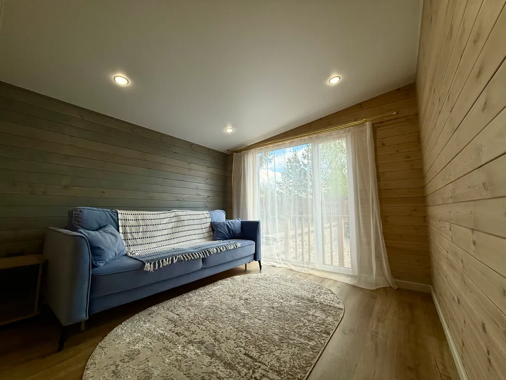 Домик у реки рядом с Екатеринбургом