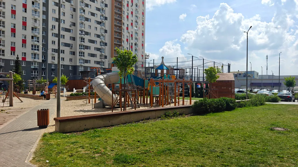 ТЕРРА48 | Family евродвушка — фонтан, закрытая территория, комфорт