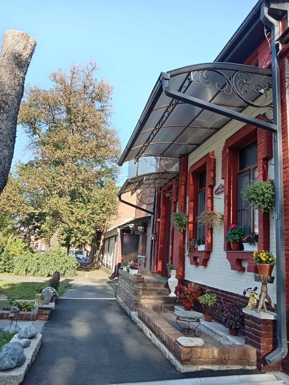 Уютная квартира в центре города — аренда посуточно в Владикавказ