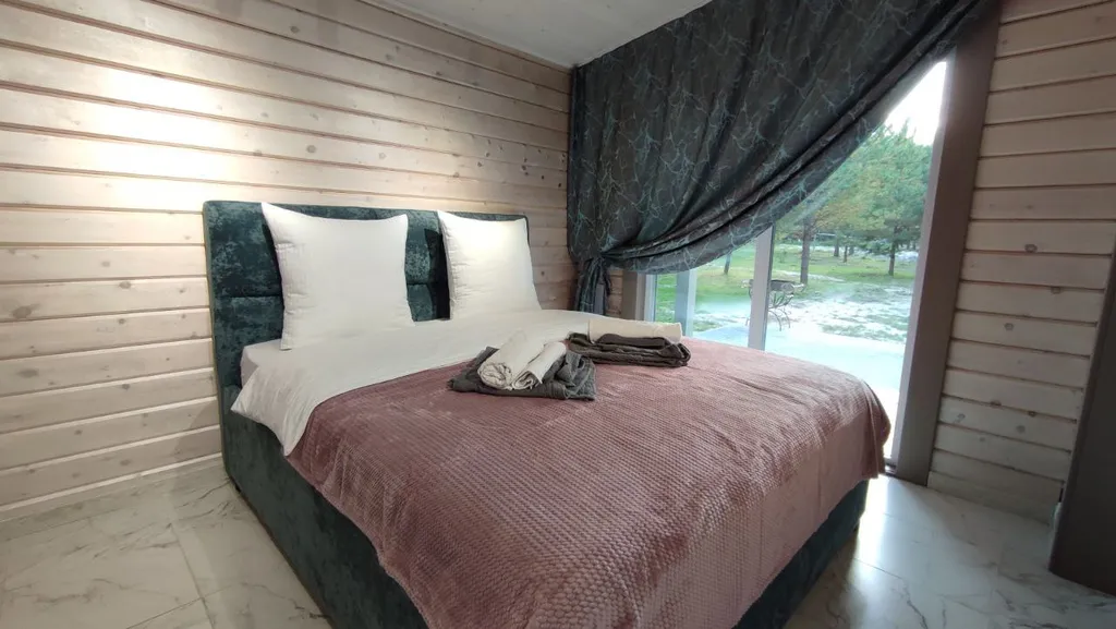 Коттедж Дом Изумруд — аренда посуточно в Тюмень