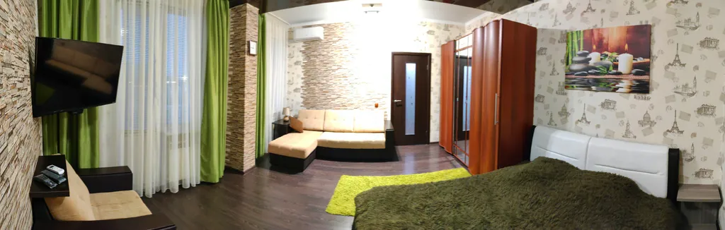 Квартира на набережной