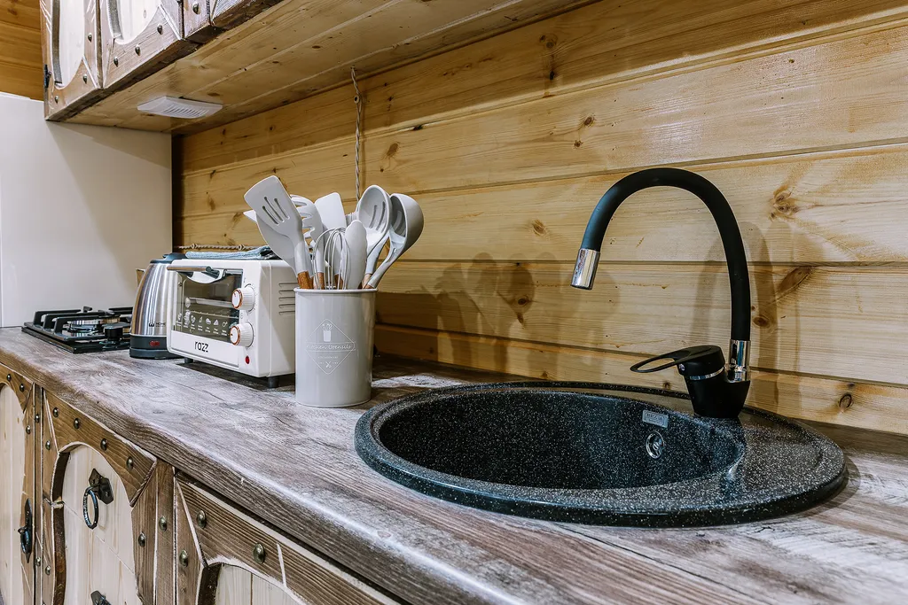 Коттедж в лесу