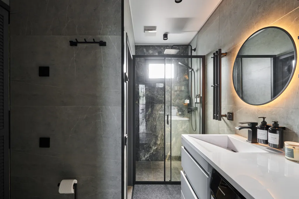 Большой панорамный дом с камином и сауной