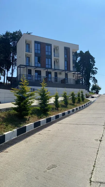 Квартира с посудомойкой, балконом и бассейном