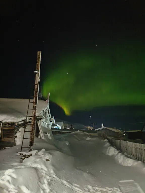 Уютный домик на краю земли