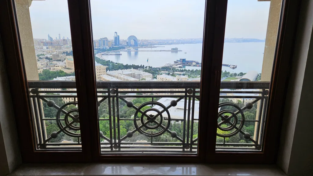 Квартира с видом на море и город