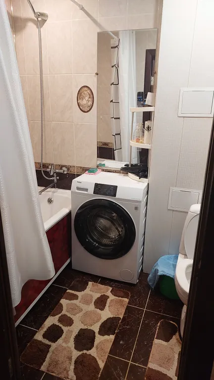 Квартира 3-комнатная Квартира — Кировск