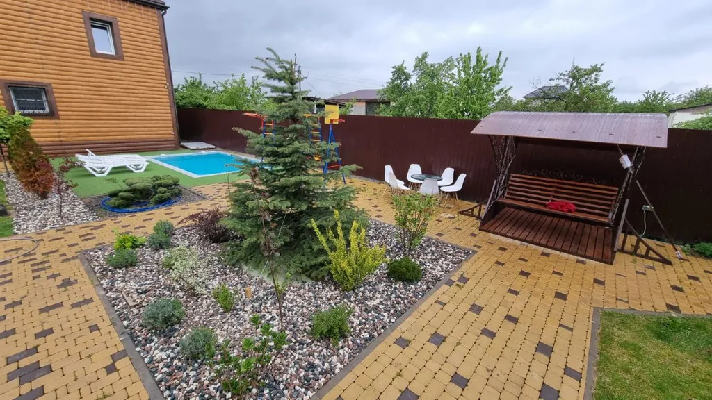 Дом посуточно с бассейном