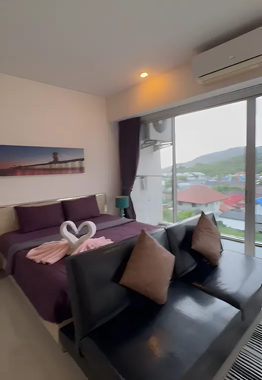 Студия с восхитительны видом на горы, Карон