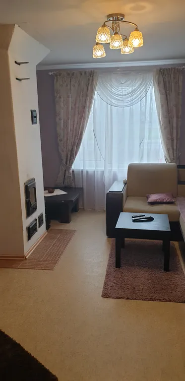 Уютная бюджетная двухкомнатная квартира в двухэтажном деревянном доме