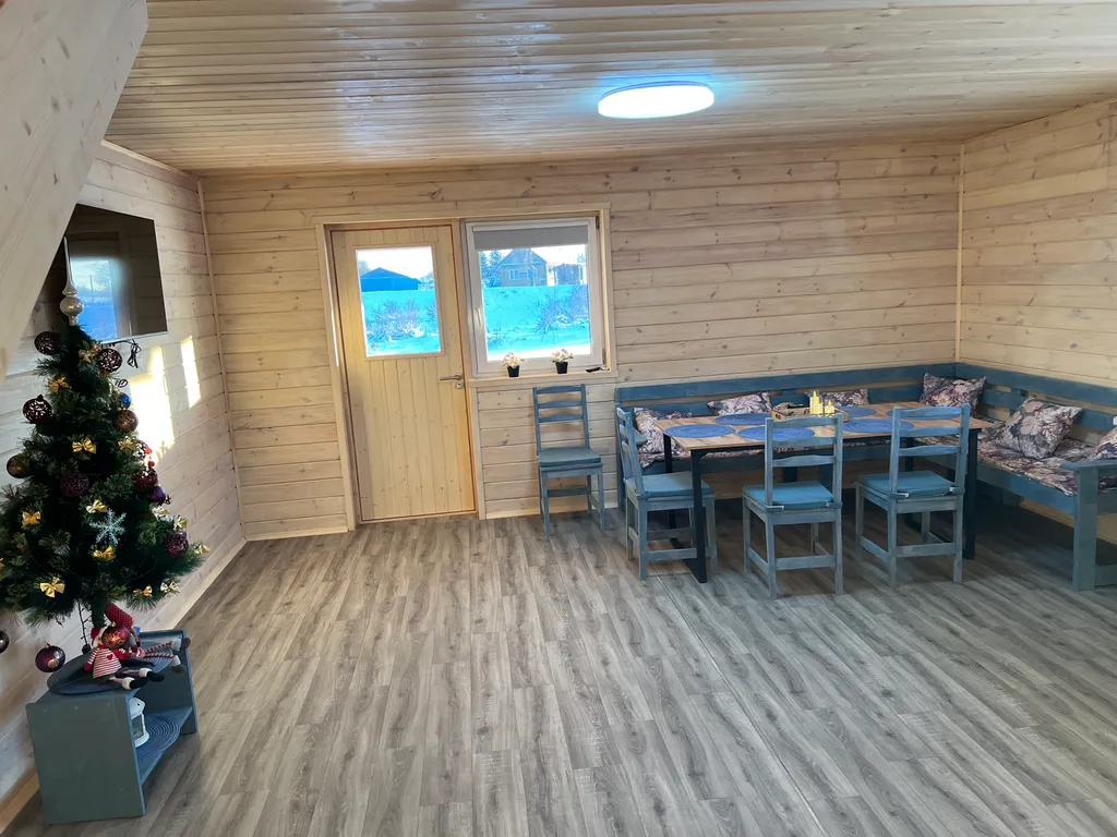 Коттедж Дом с видом на реку — Верховье