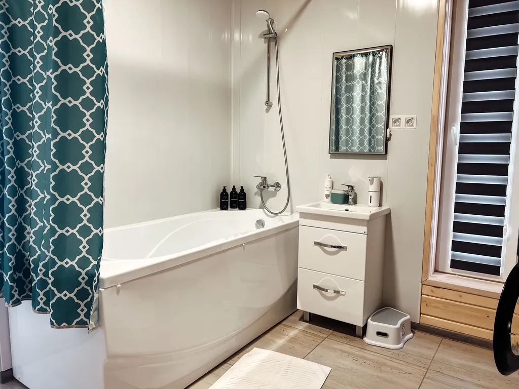 Дом с красивой костровой зоной