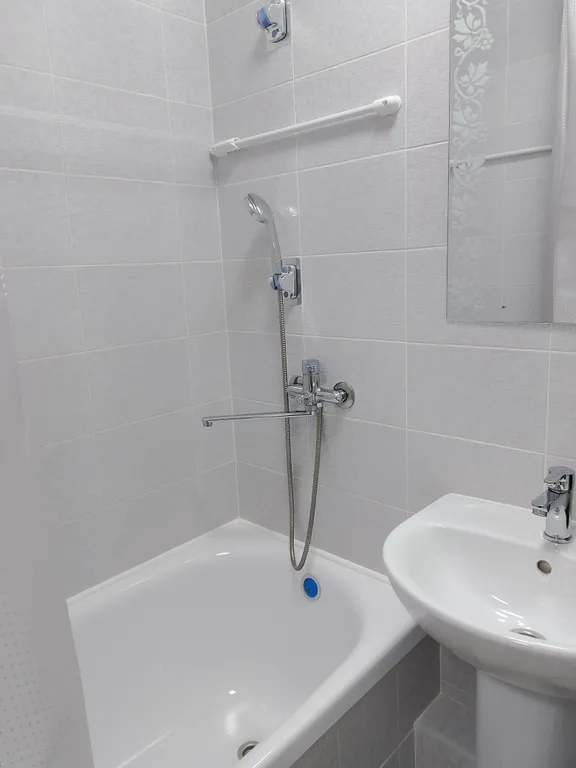 Чистая, уютная квартира в центре Мирного