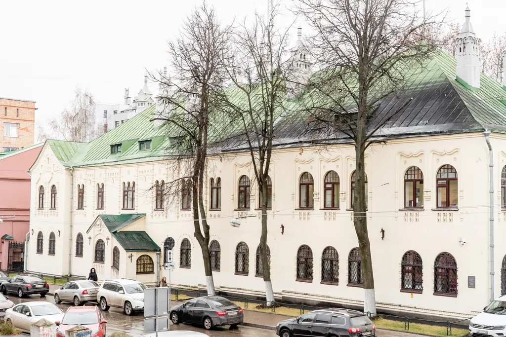 Квартира Квартира с высоченными потолками и видом на пешеходную Покровскую — Нижний Новгород