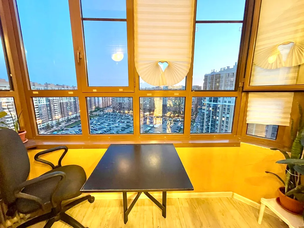 Большая студия на проспекте