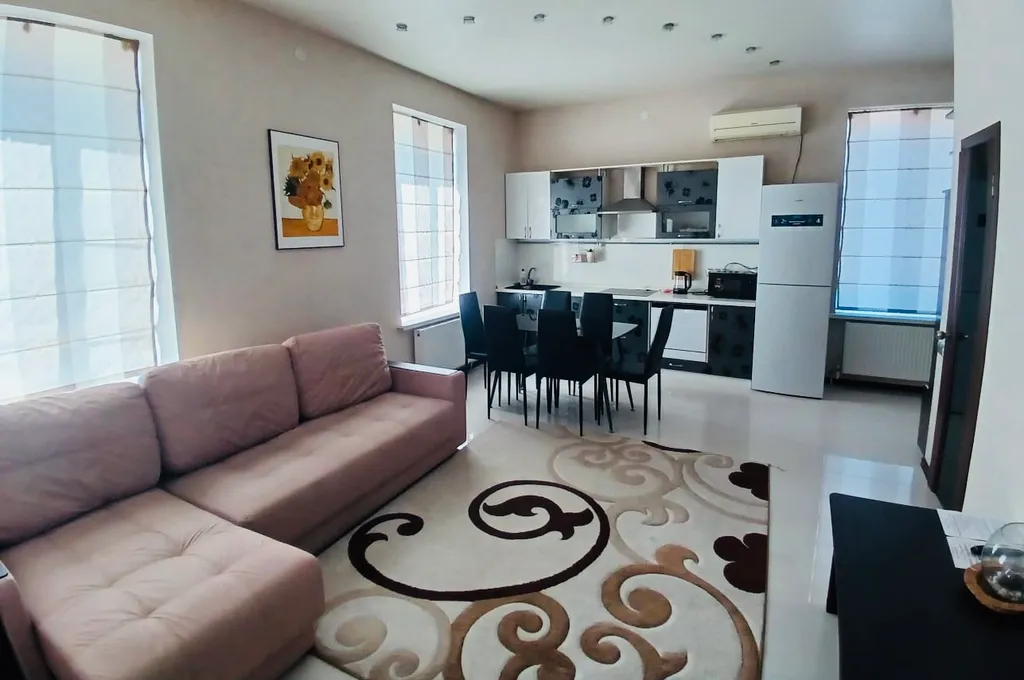 Уютная двухкомнатная квартира в центре города