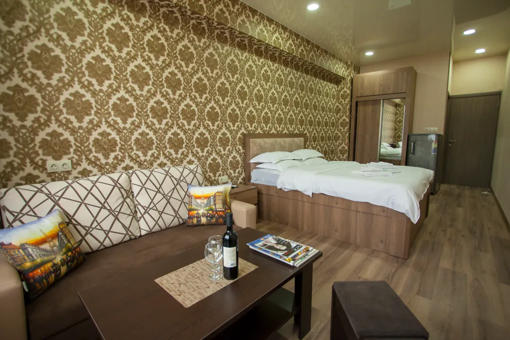 3-комнатная Квартира