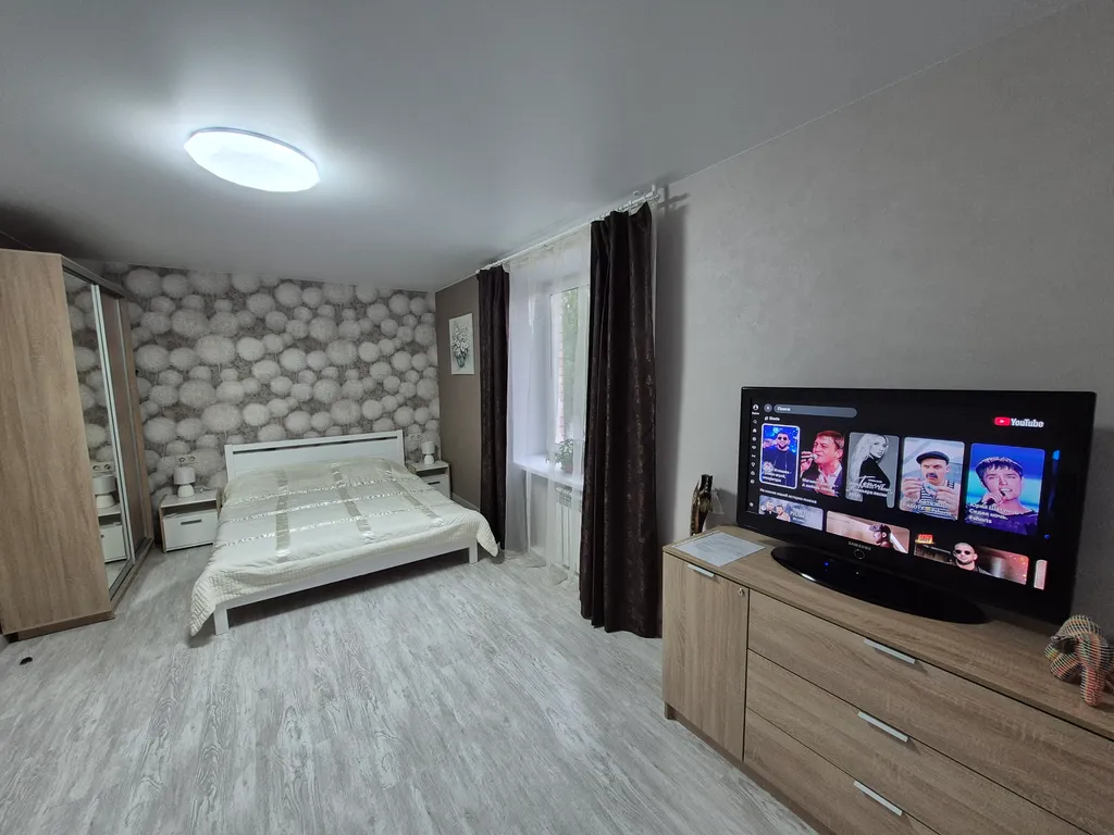 Квартира в самом центре Петергофа! — аренда посуточно в Петергоф