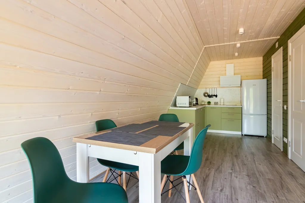 Коттедж Дом Лаунж на Красном озере — Коробицыно