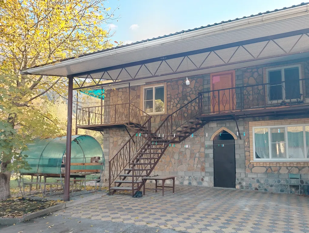 Семейный коттедж Поляна — аренда посуточно в Теберда