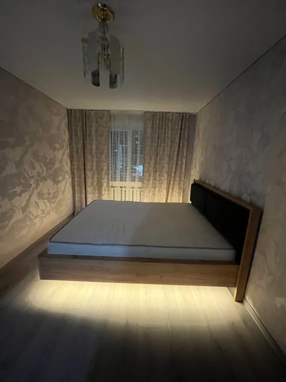 Прocтоpная квартира с ремонтом в центре города