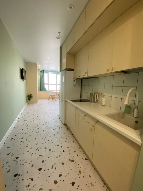 Студия в центре города с прекрасным видом на город