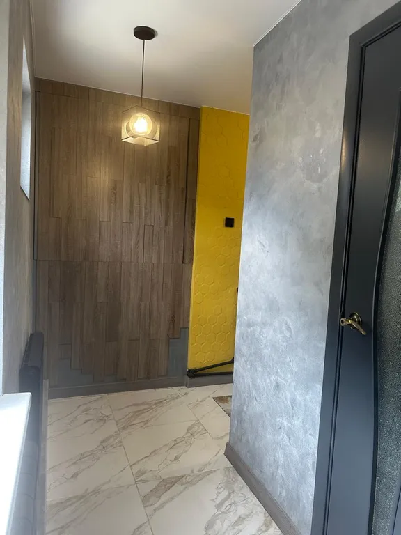 Домик с парковкой и мангалом