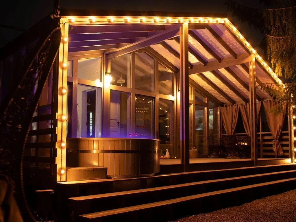 Коттедж Домик на берегу реки Охта — Агалатово