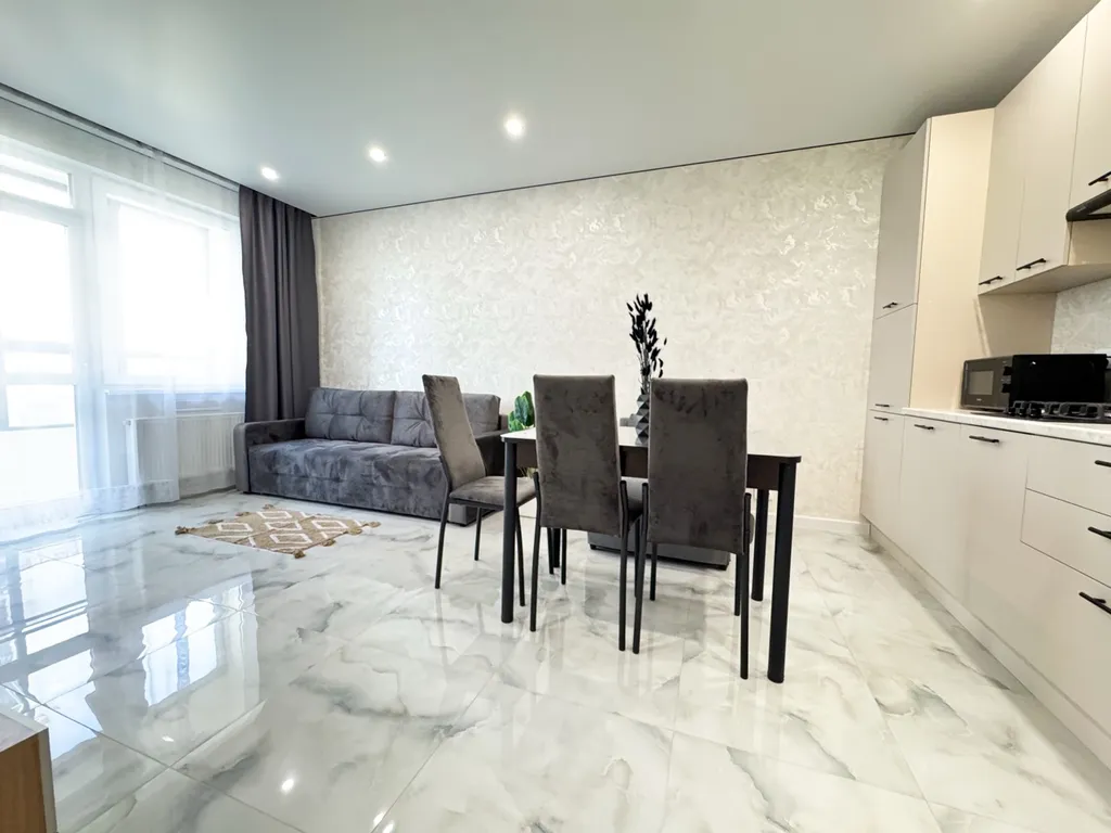 Квартира за ТЦ Премьер