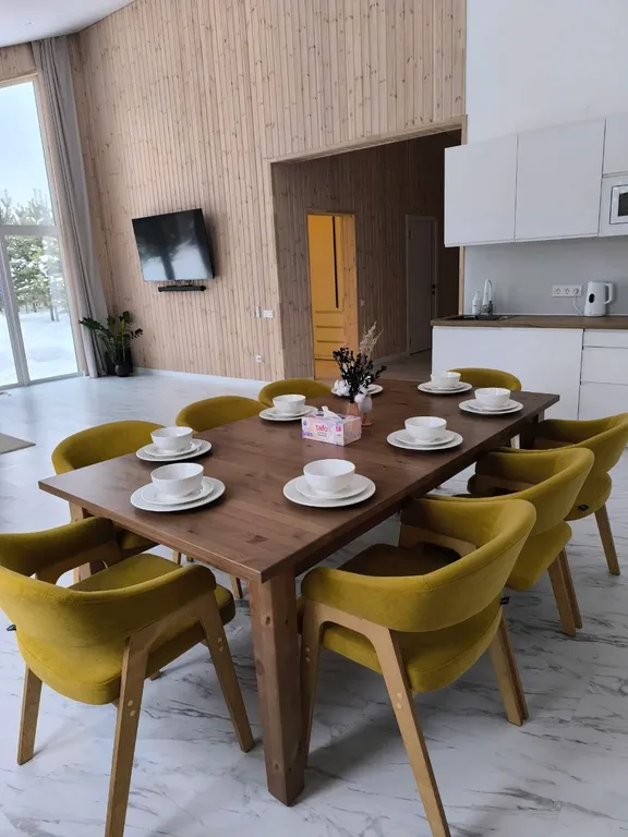 Дом в сосновом лесу