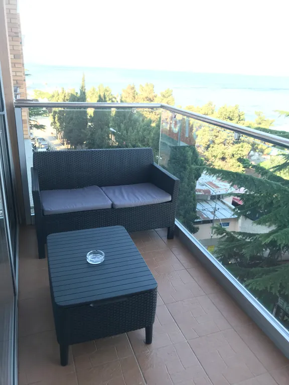 Апартаменты  класса Люкс с видом на море, первая линия