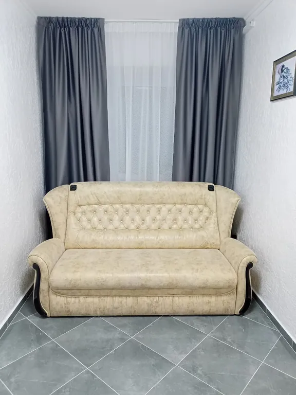 Двухкомнатная квартира возле моря