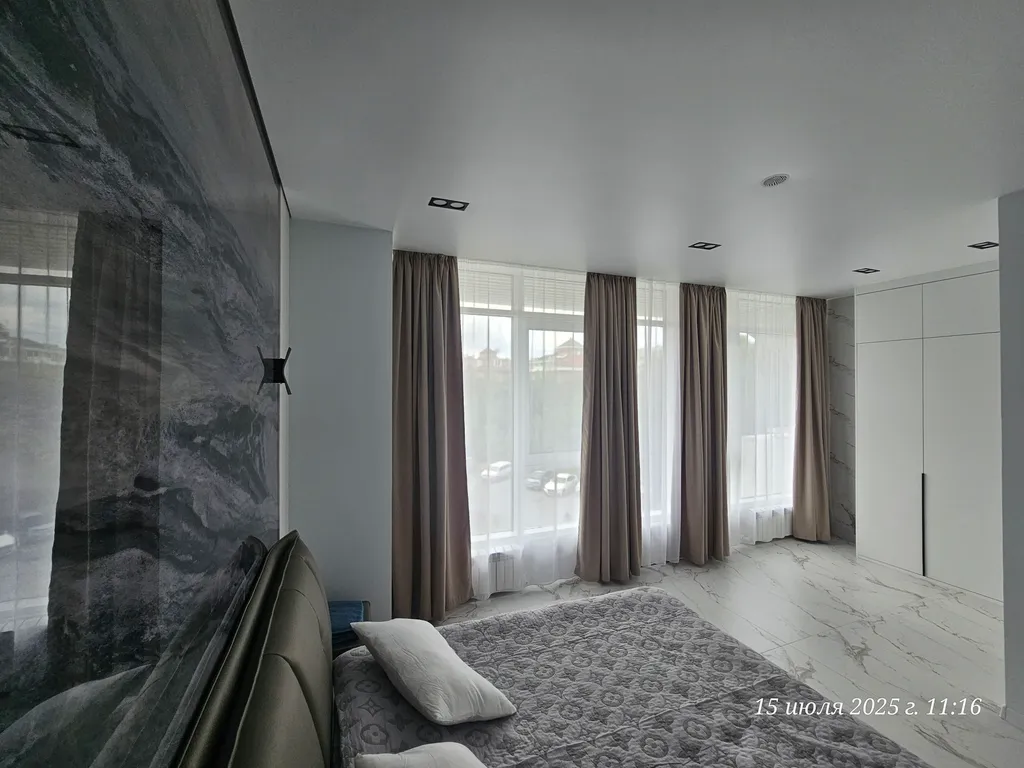 Квартира с новым люкс ремонтом 3 минуты до моря