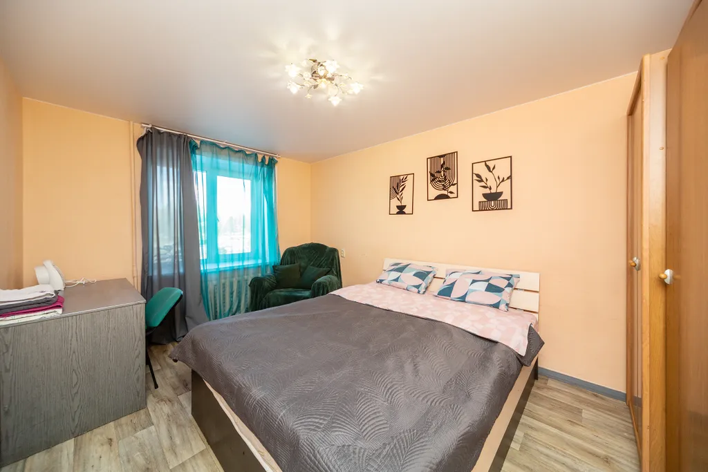 Большая квартира на центральной улице — аренда посуточно в Пермь