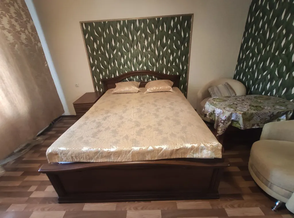 Хорошая квартира на взлетке — аренда посуточно в Красноярск