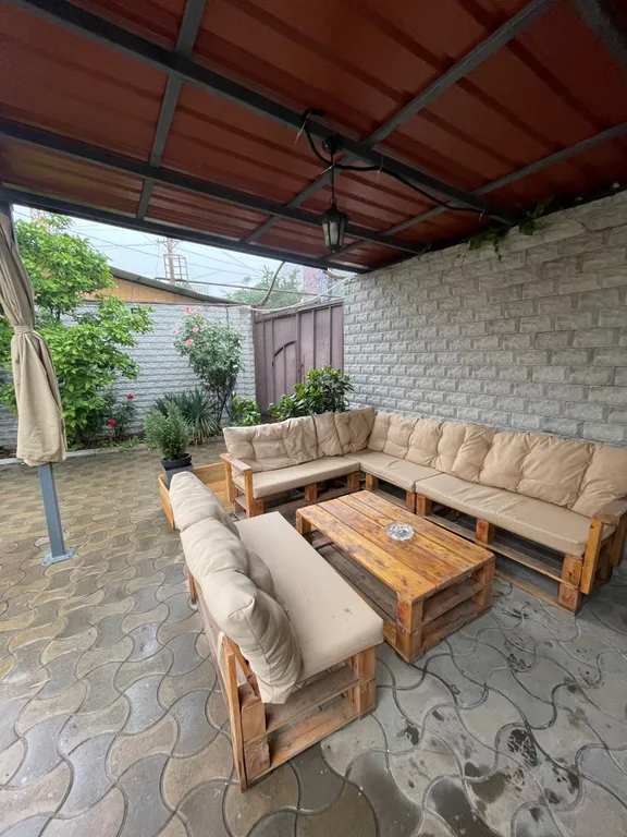 Трёхэтажная вилла