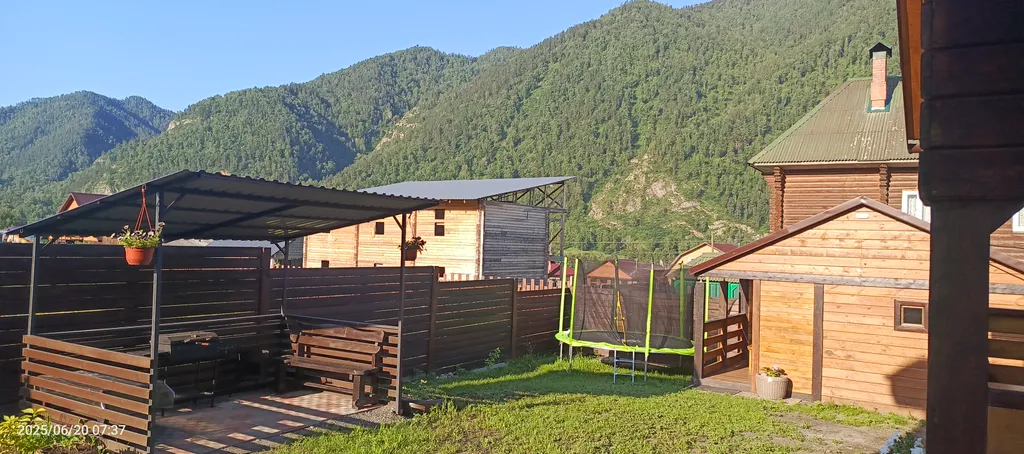 Домик в уютном тихом уголке