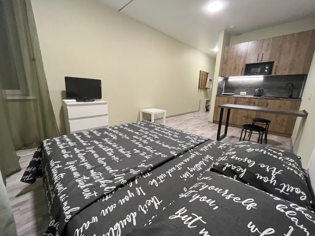 Студия в элитном доме возле Парка Ангелов